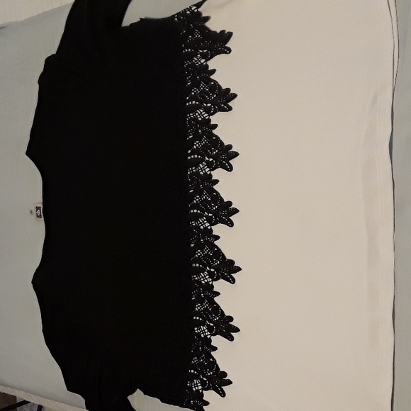 Anne Klein Black & White Shirt - Picture 5 of 6